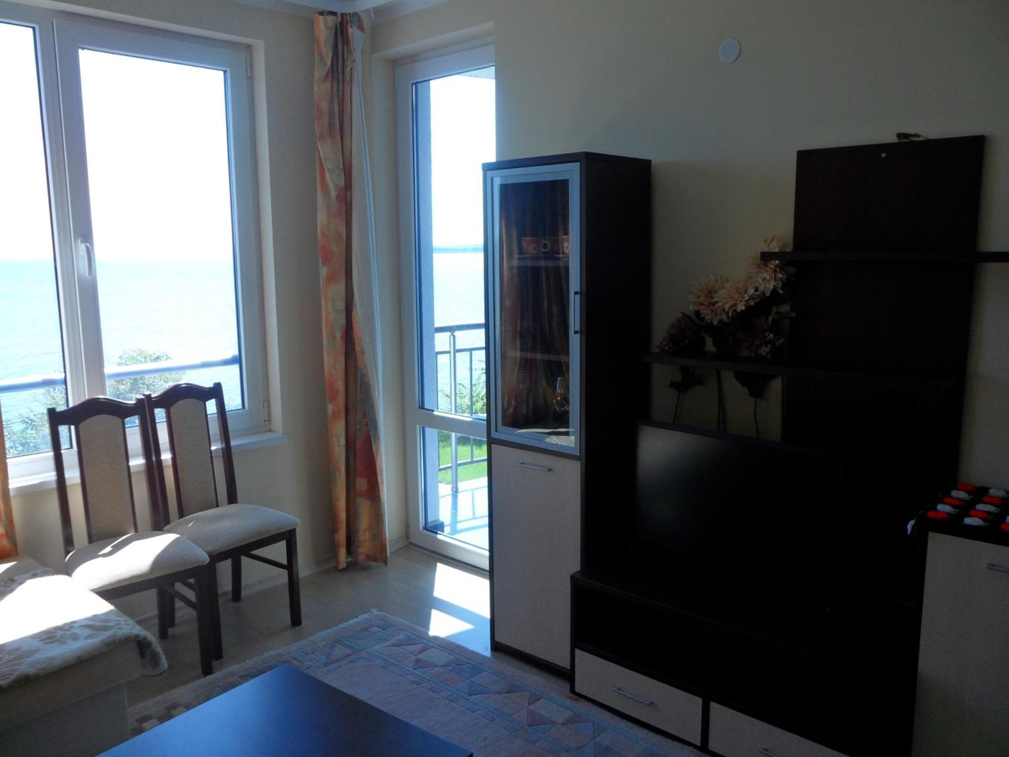 Blue Bay Palace Apart Complex Pomorie Cameră foto